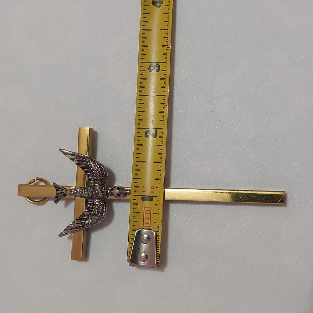 Dove Cross Wall Hanging Decor Accent Gold Tone Silver Tone - Picture 6 of 7